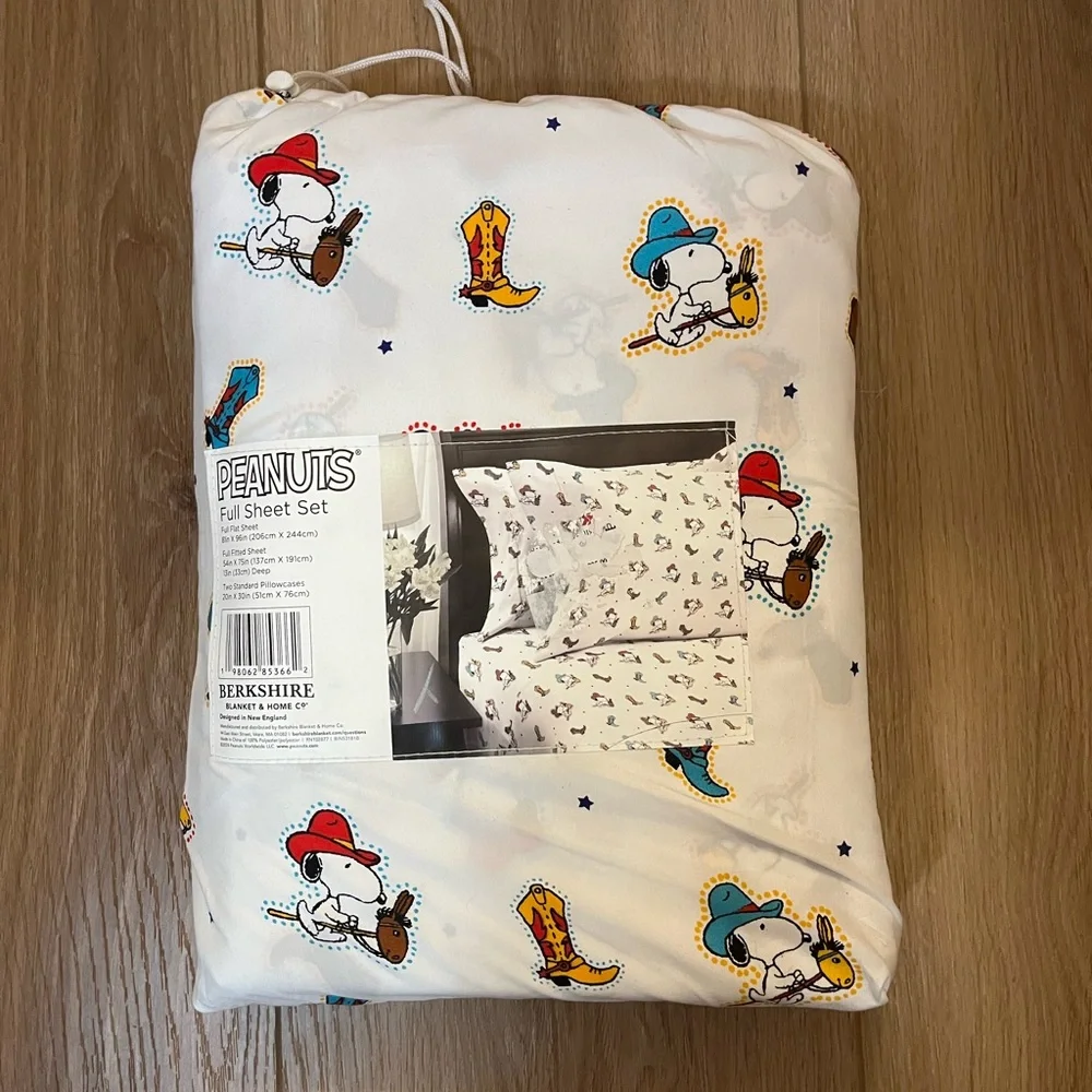 New Berkshire Peanuts Full Sheet Set